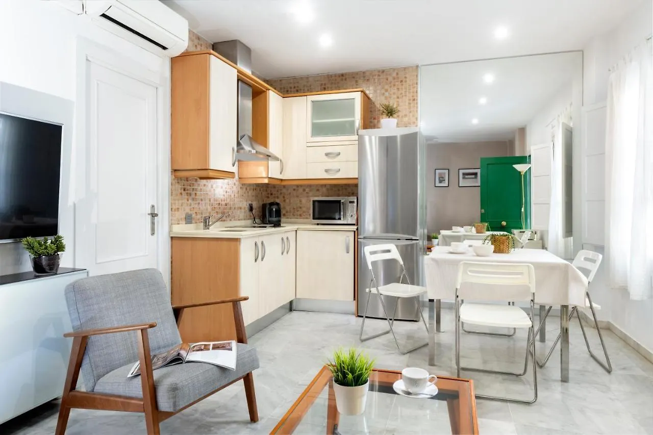 Apartamento Con Terraza En Sevilla Centro By Rent Me Apartament Sewilla