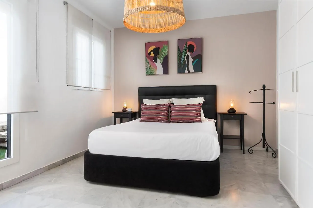 Apartamento Con Terraza En Sevilla Centro By Rent Me 0*, Seville Spain