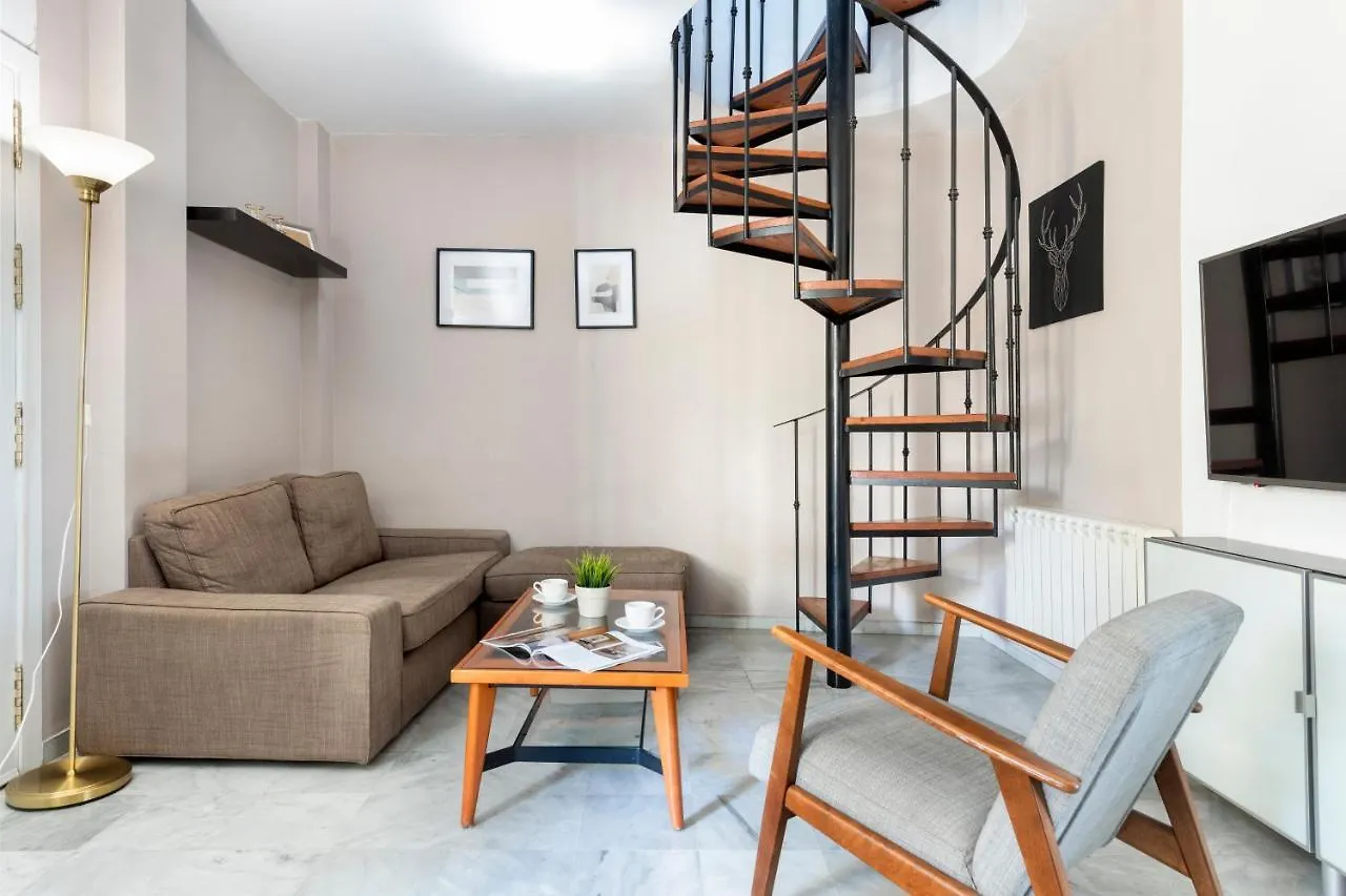 Apartamento Con Terraza En Sevilla Centro By Rent Me 0*, Seville